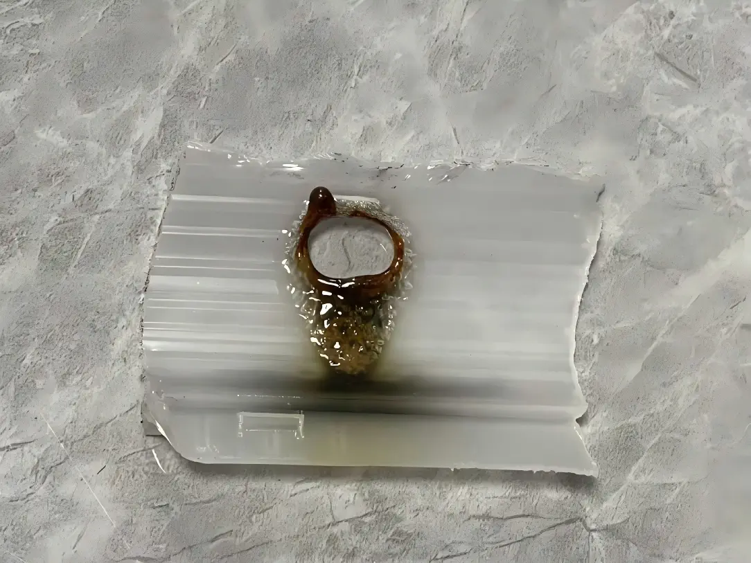 Glow Wire Test_Semi-transparent plastic shell