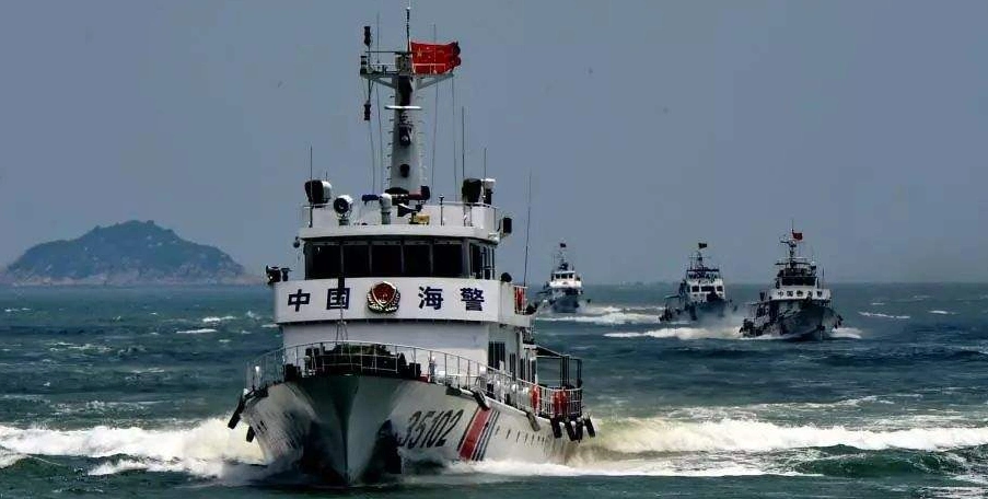 Marine Searchlight Applications