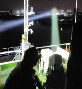 T3H Camera LED marine searchlights vs. Halogen Searchlights