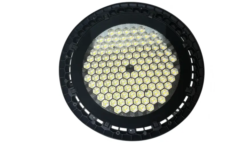 The Engineering Behind LED Reflectors and Lenses_d3